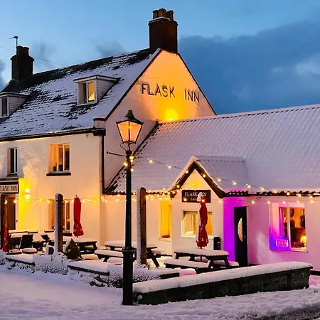 The Flask Inn, Fylingdales, Whitby Guest house Fylingdales
